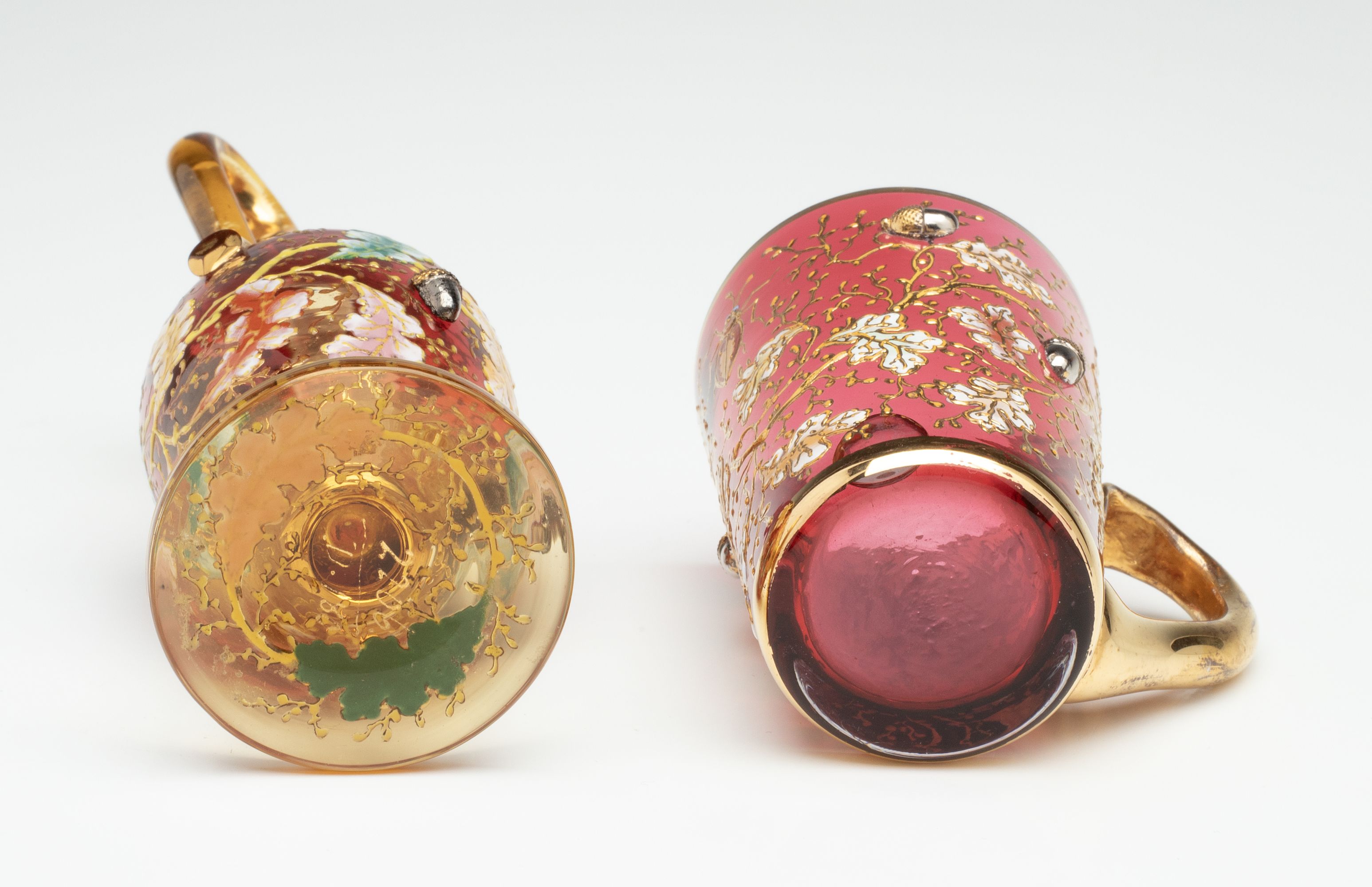 MOSER AMBERINA AND CRANBERRY GLASS MINIATURES W/ACORNS