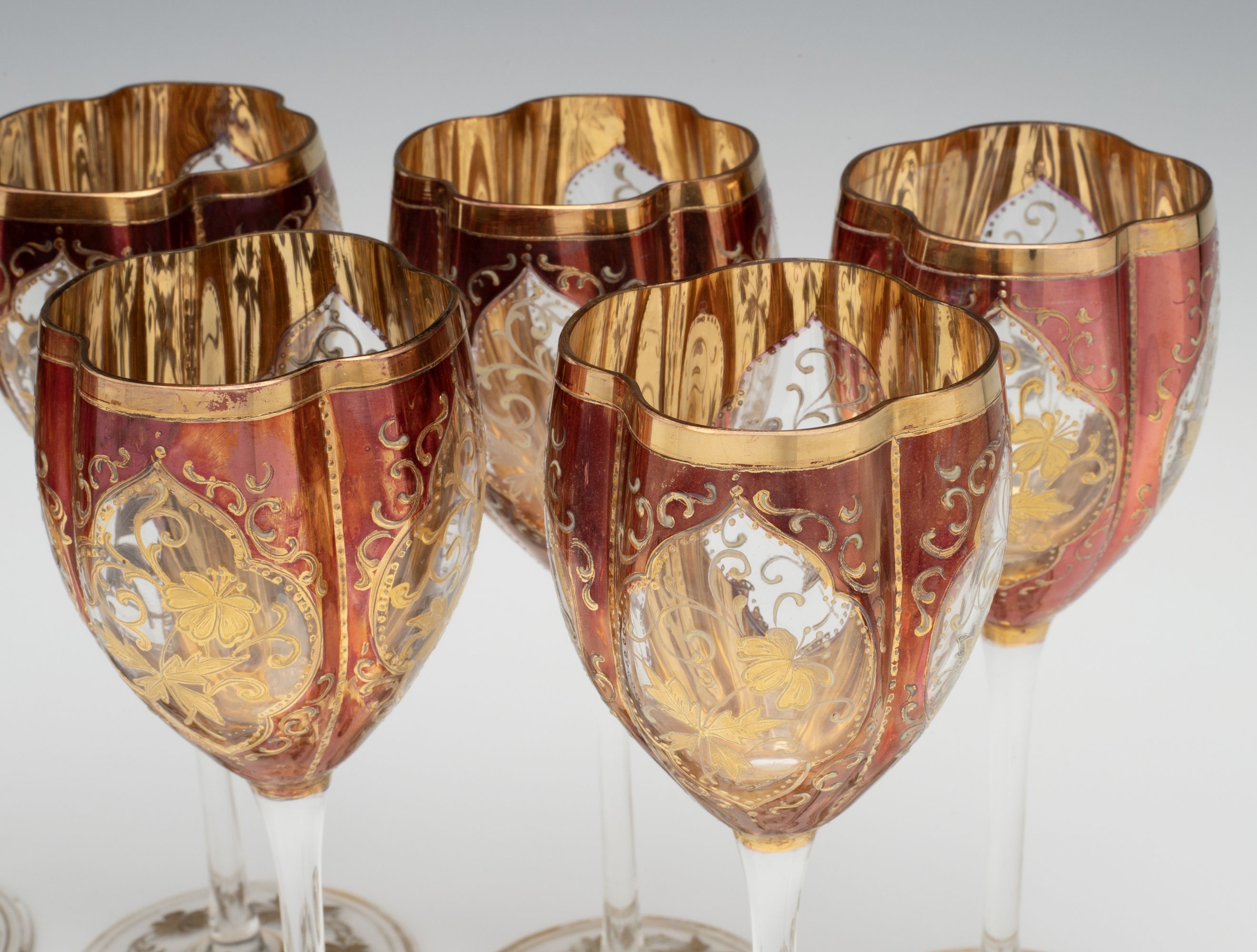 BOHEMIAN FLASHED CRYSTAL ART GLASS WINE GOBLETS