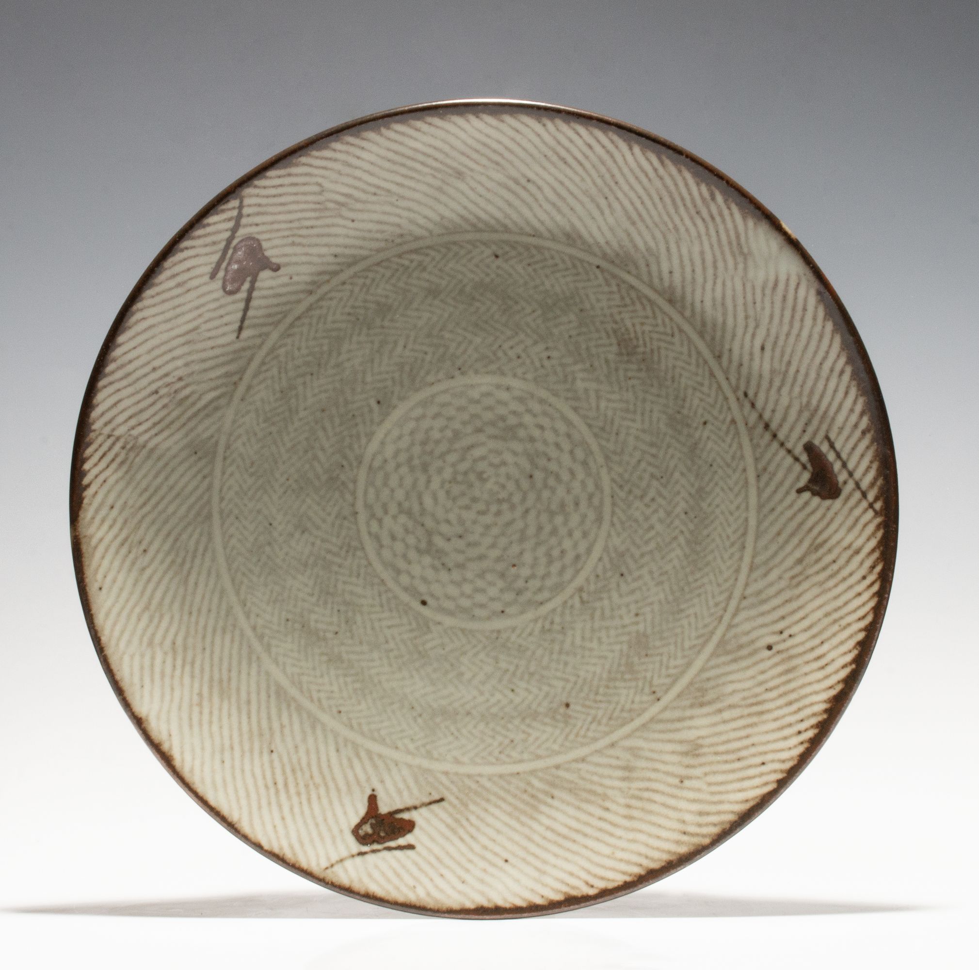TATSUZO SHIMAOKA (1919-2007) STUDIO POTTERY CHARGER