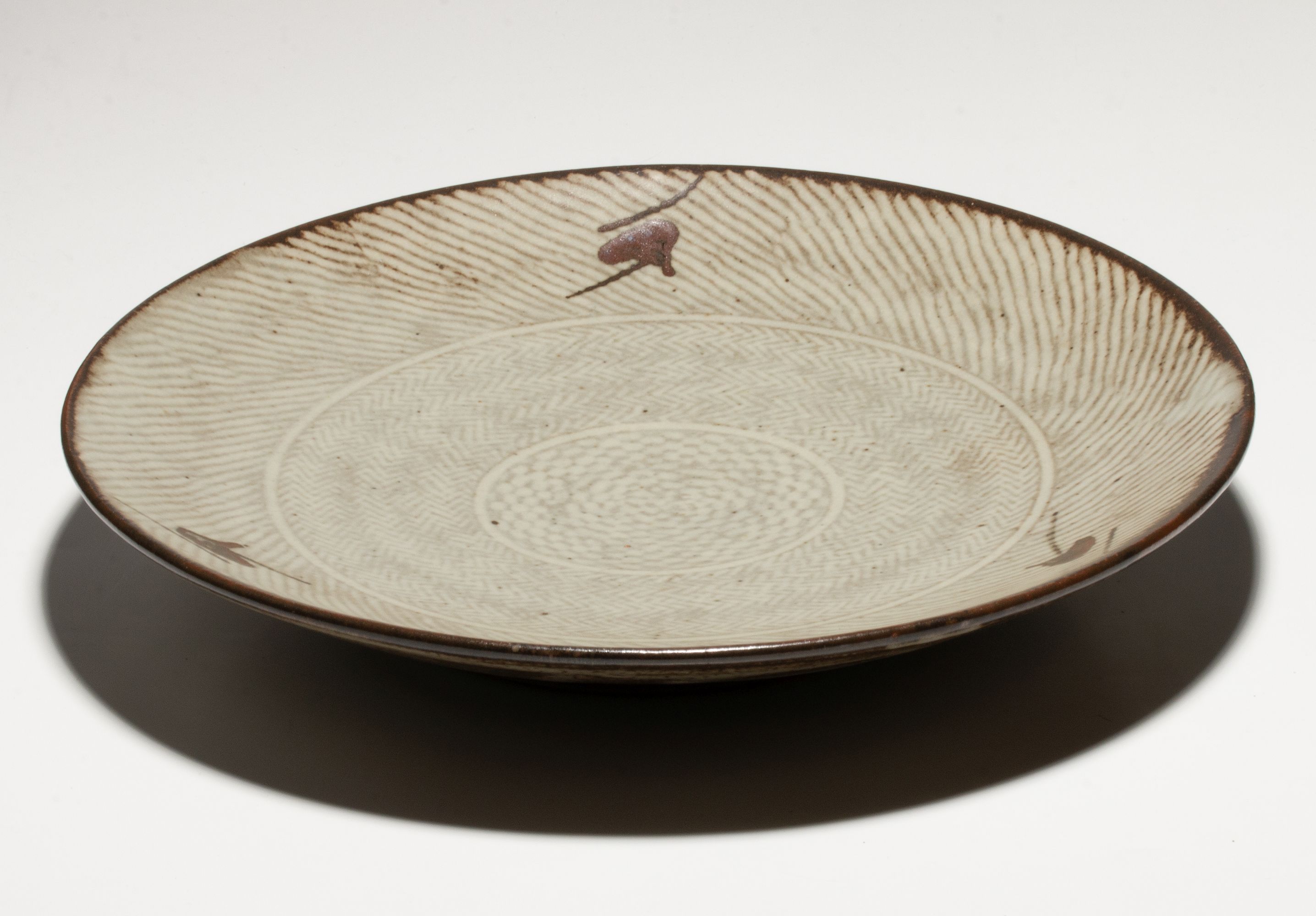 TATSUZO SHIMAOKA (1919-2007) STUDIO POTTERY CHARGER