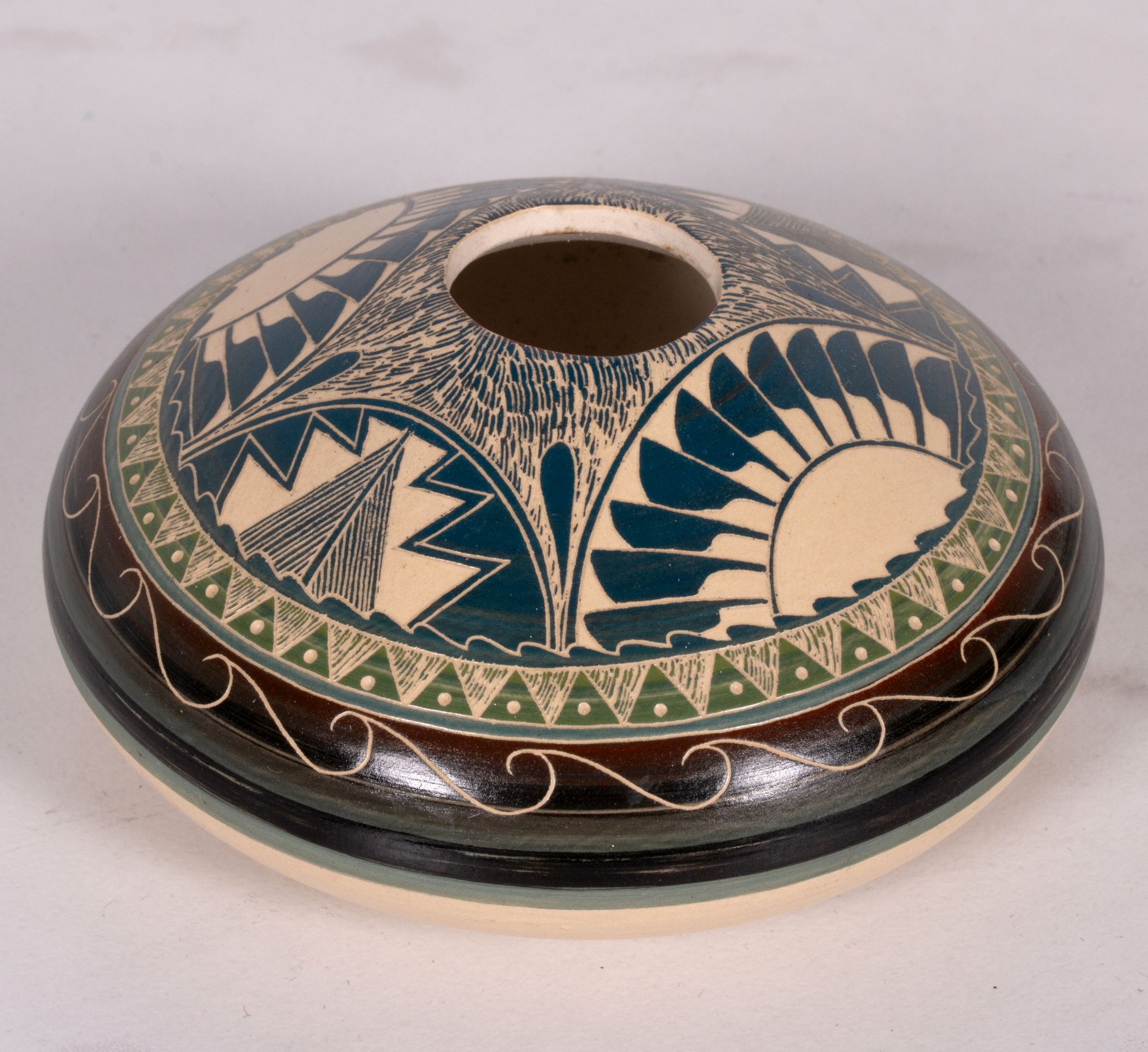 DORA TSE-PÉ (1939-2022) POTTERY VASE WITH TURQUOISE