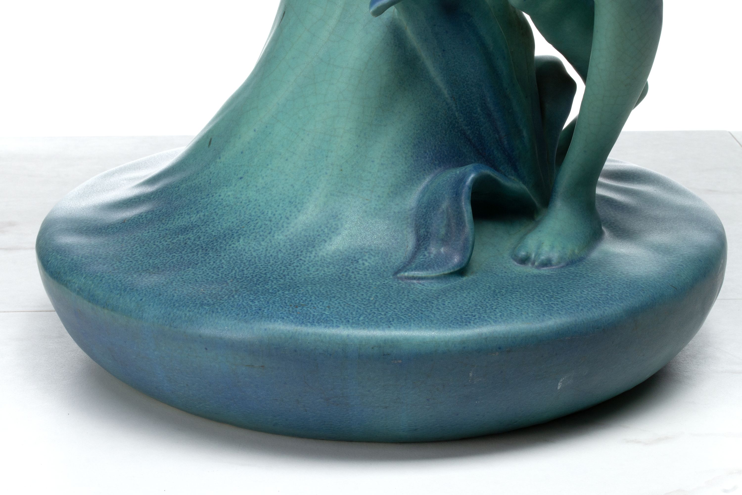 A RARE AND UNIQUE ART POTTERY VASE ATTR VAN BRIGGLE