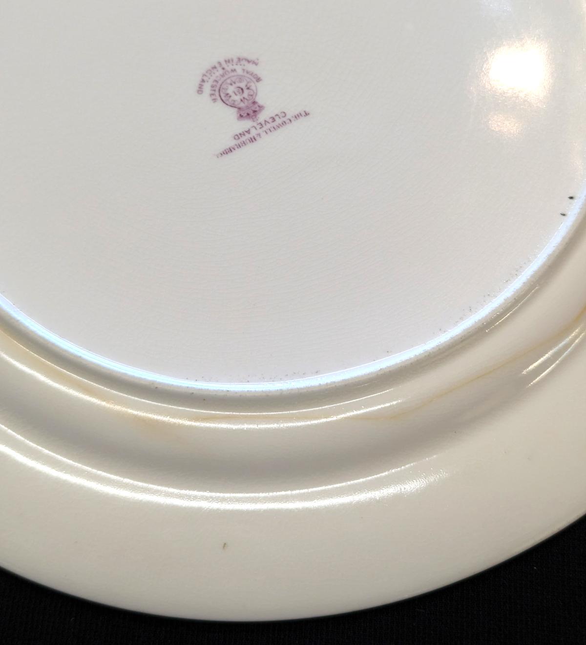 SERVICE PLATES BY ROYAL DOULTON AND ROYAL WORCESTER