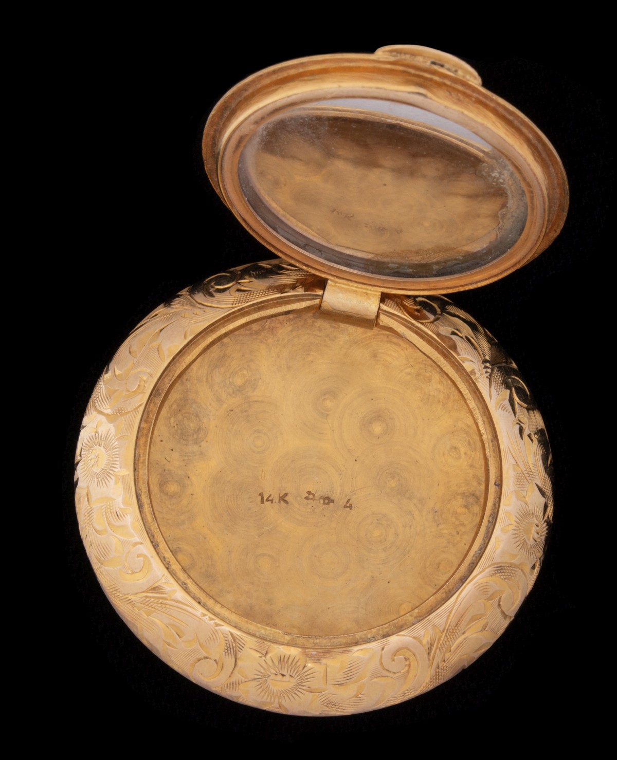 BATTIN & CO EARLY 20TH C. 14K GOLD MIRRORED COMPACT