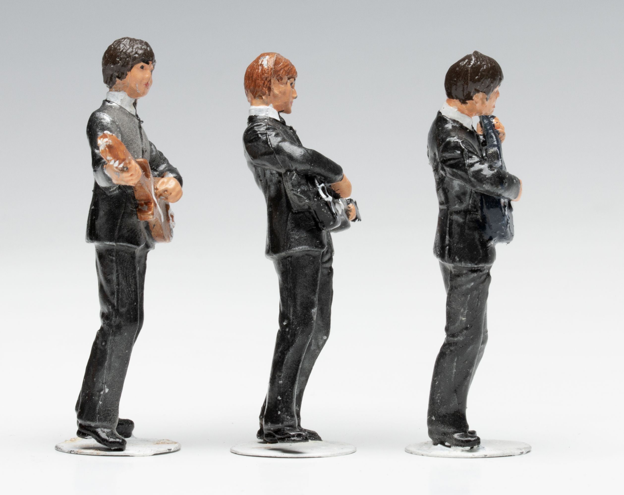 A COLLECTION OF CONTEMPORARY BEATLES COLLECTIBLES