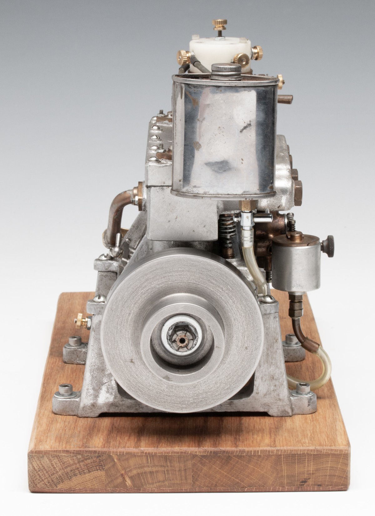 A FOUR CYLINDER MODEL GAS ENGINE BY ELMER WALL CHICAGO