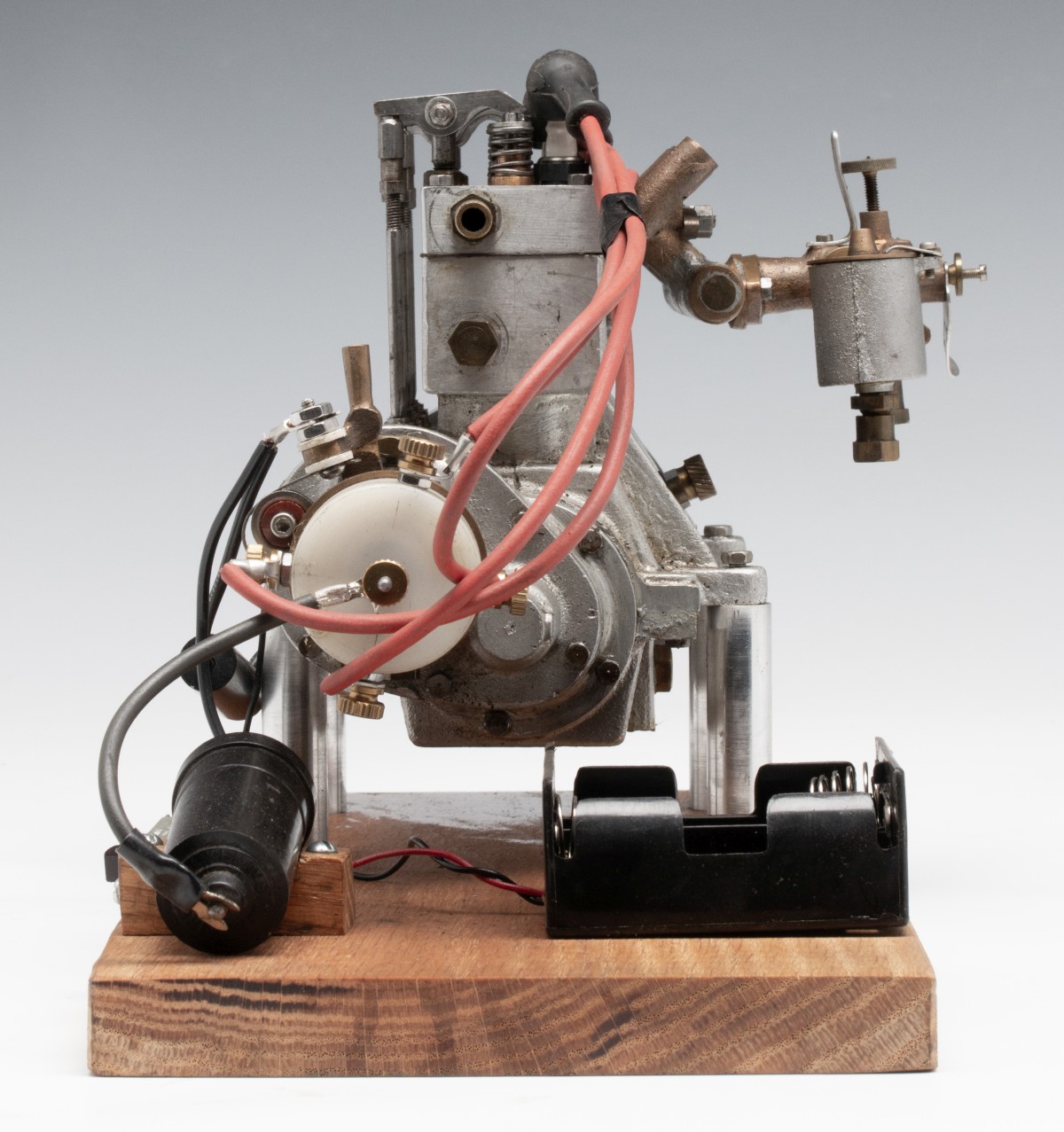 A FOUR CYLINDER MODEL GAS ENGINE BY ELMER WALL CHICAGO