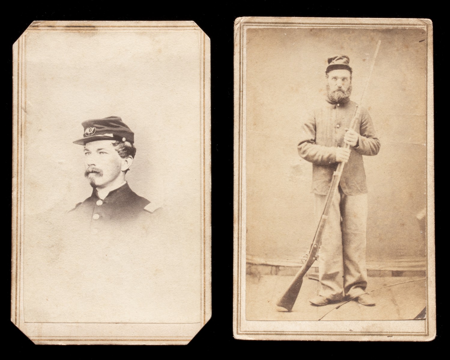 CDV PHOTOGRAPH OF A CIVIL WAR SOLDIER WITH MUSKET