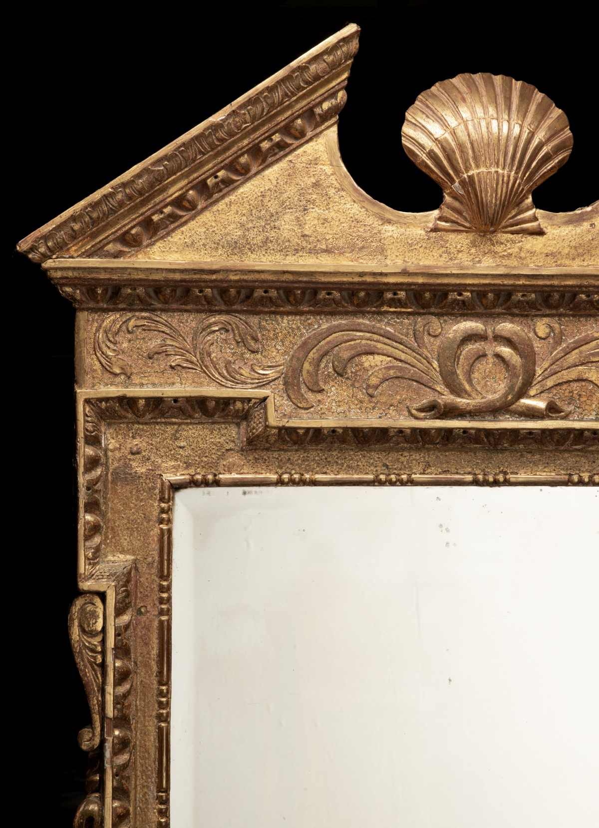 A VERY FINE GEORGE II 18TH CENTURY GILTWOOD MIRROR