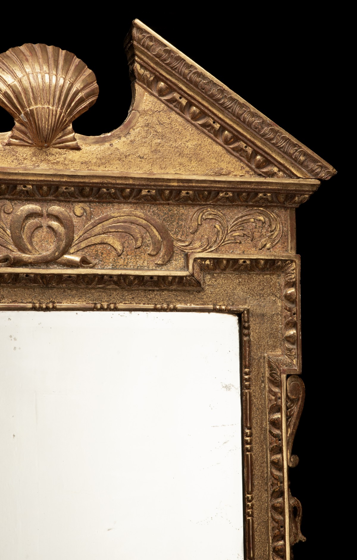 A VERY FINE GEORGE II 18TH CENTURY GILTWOOD MIRROR