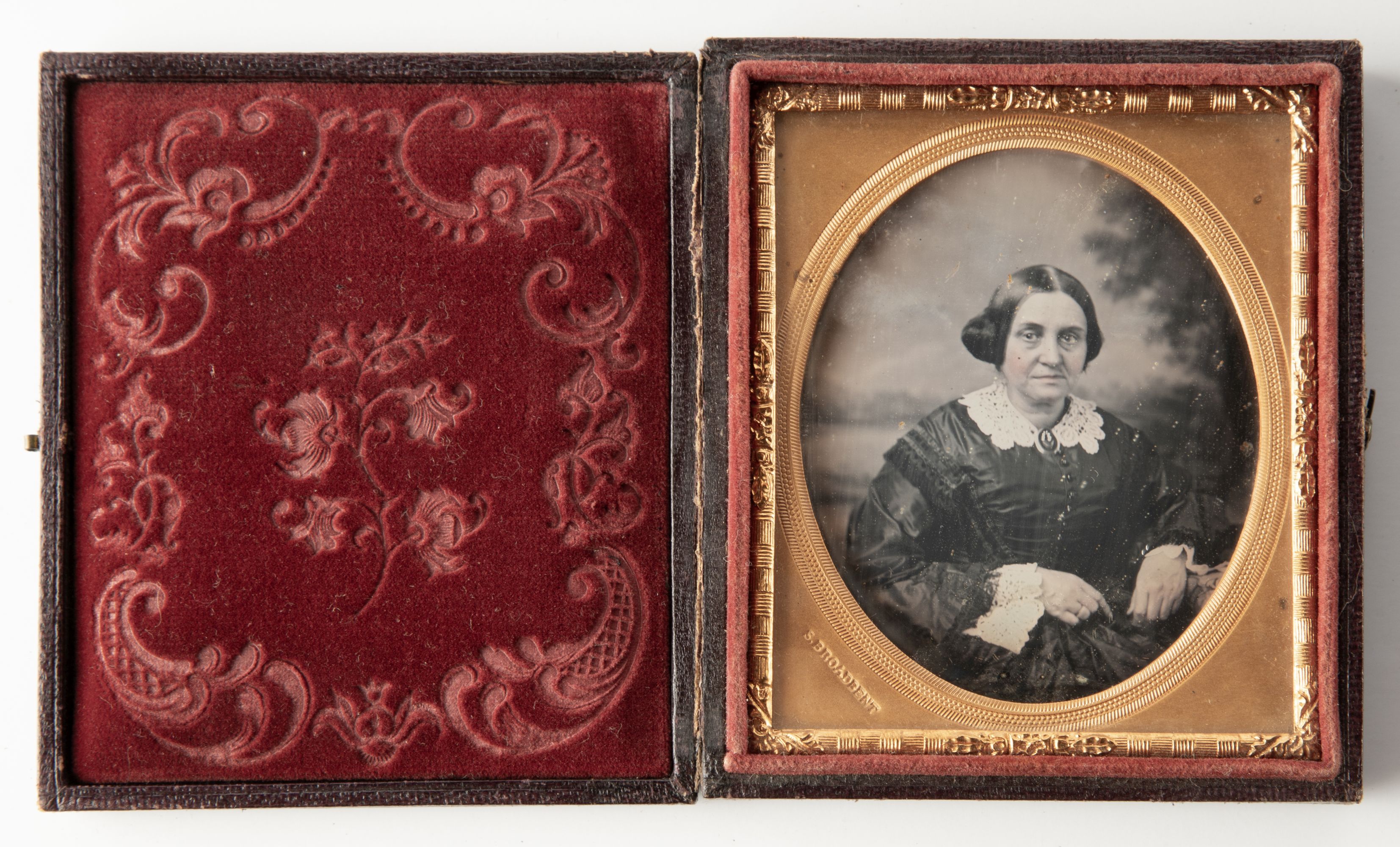 A COLLECTION OF TEN DAGUERREOTYPE IMAGES