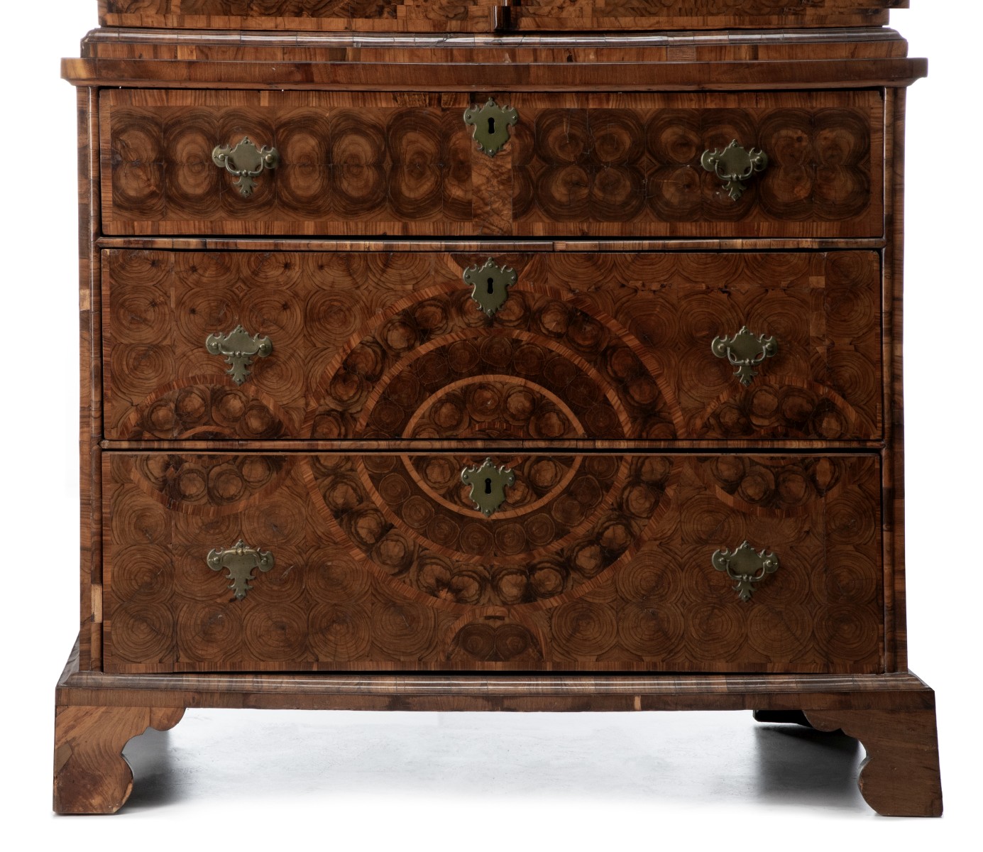 A FINE WILLIAM AND MARY OLIVE OYSTER SECRETARY C. 1720