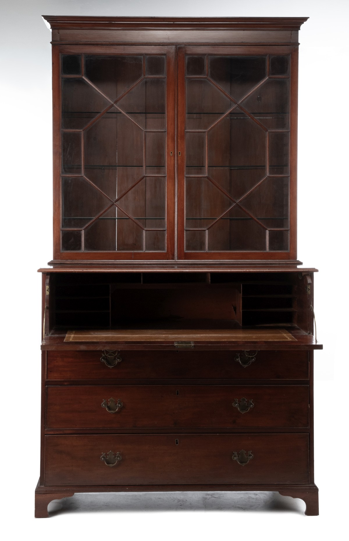 A CIRCA 1800 HEPPLEWHITE MAHOGANY SECRETARY BOOKCASE