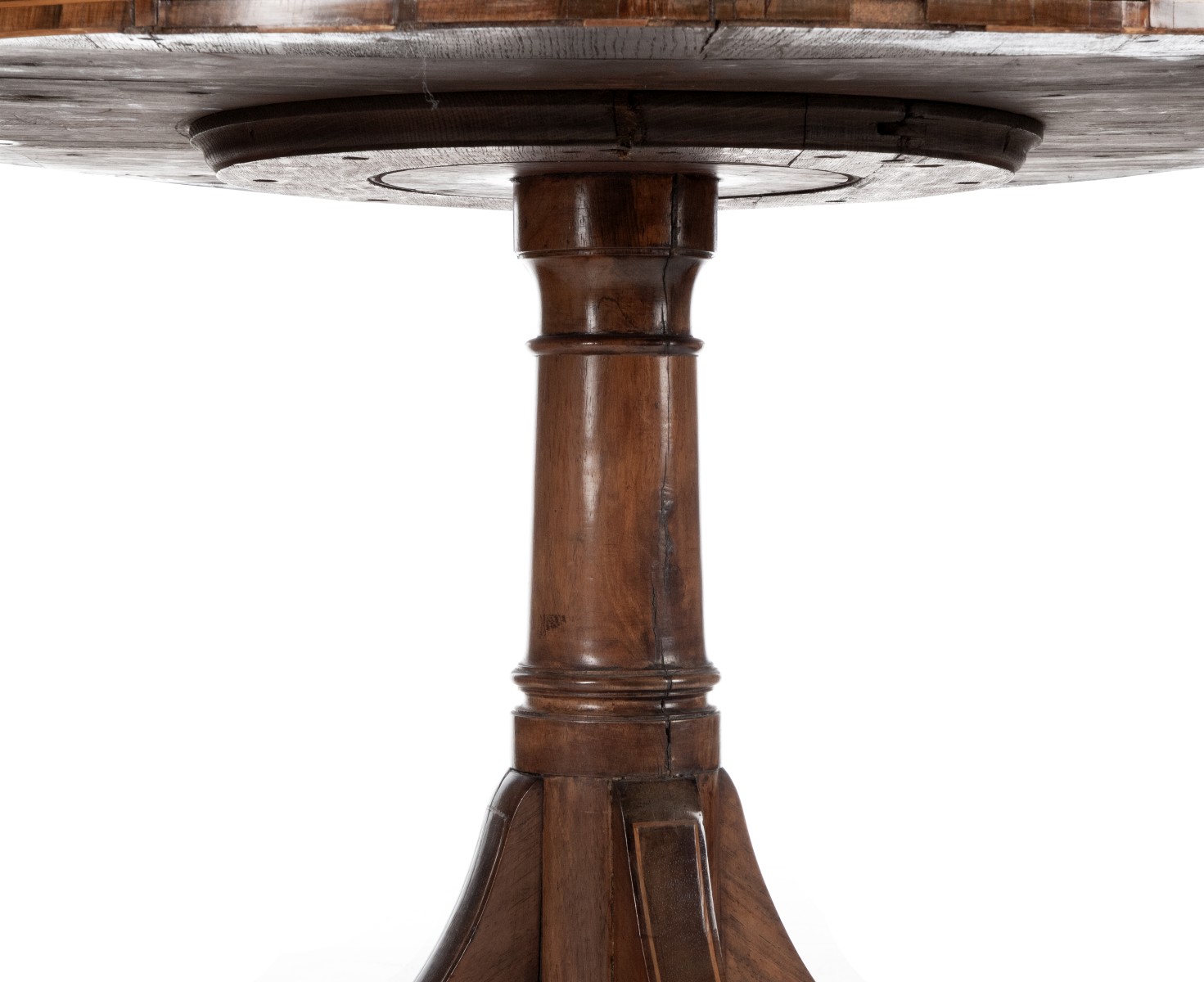 A 19TH CENTURY ENGLISH REGENCY MAHOGANY DRUM TABLE