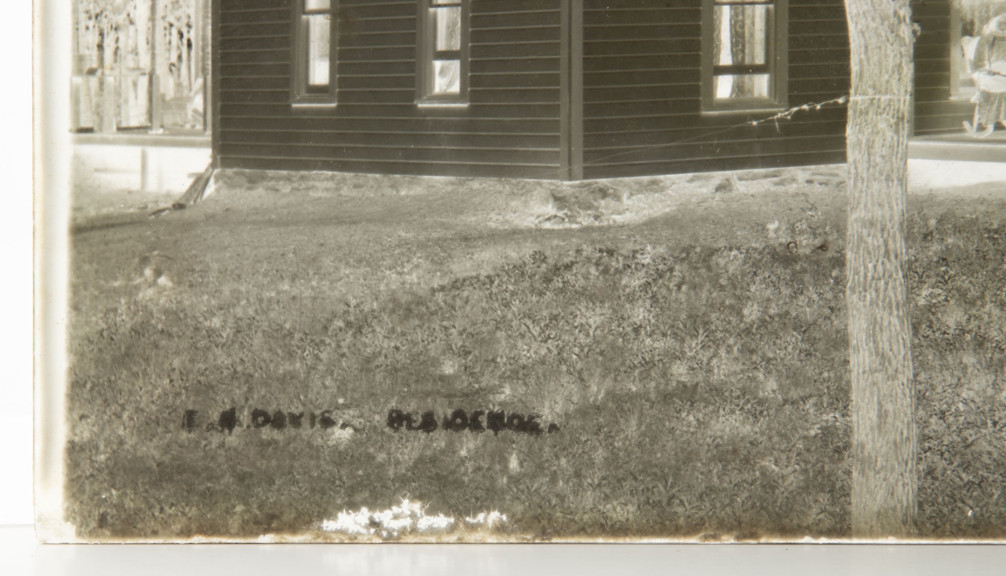 A 19C GLASS PLATE NEGATIVE PICTURING A BASEBALL GAME