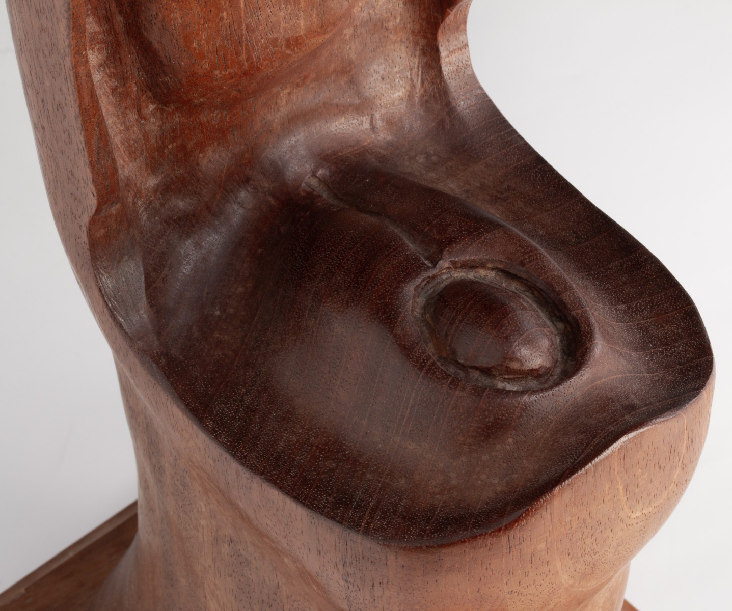 ADOLPH KLUGMAN ( 1924-2011) CARVED WOOD SCULPTURE