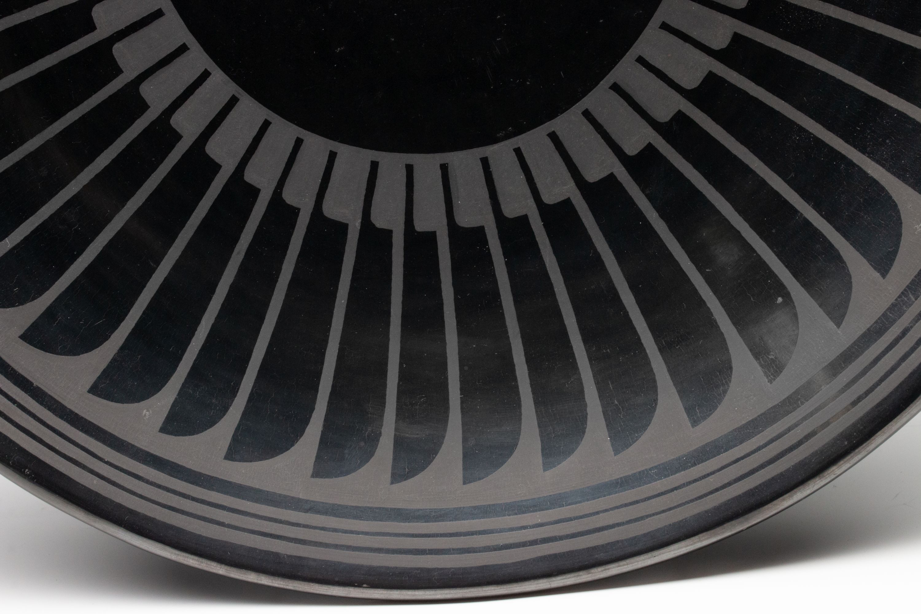 MARIA MARTINEZ (1887-1980) POLISHED PLATE WITH FEATHERS