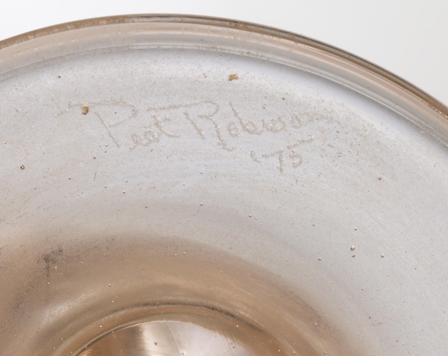 FIVE STUDIO GLASS OBJECTS BY PEET ROBINSON