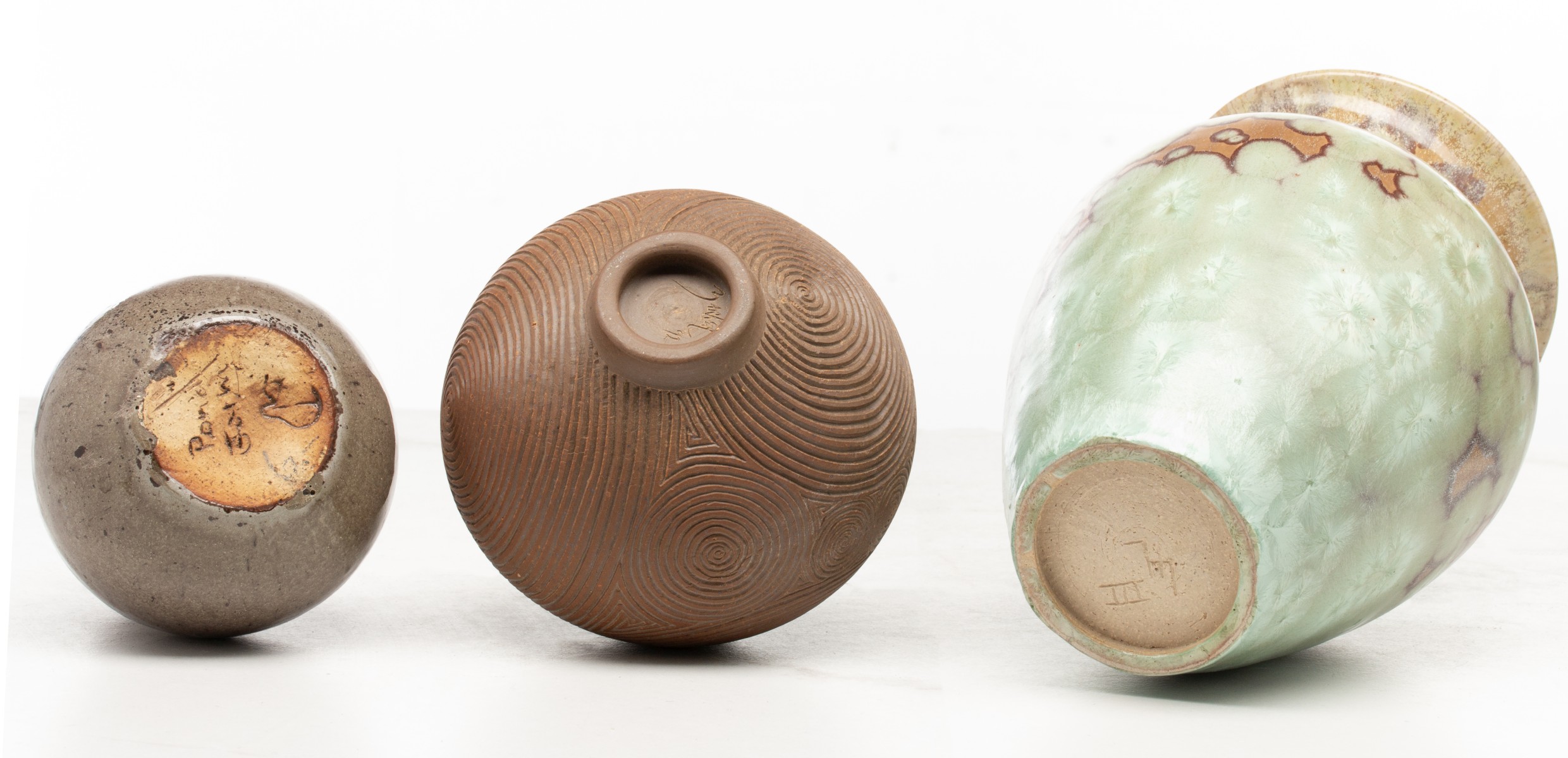 A COLLECTION OF 20C. AMERICAN STUDIO POTTERY