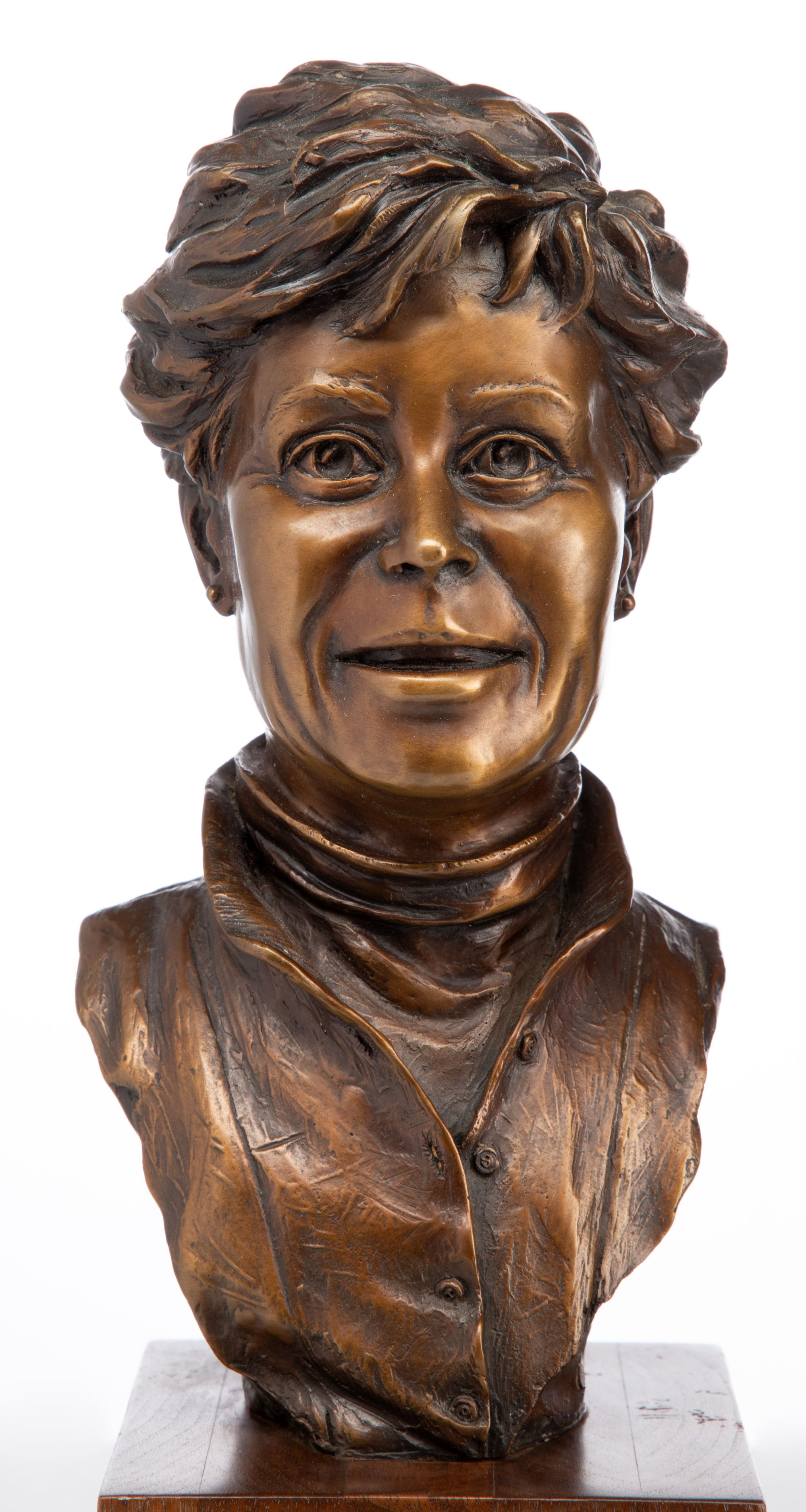 CLIFF HOLESTELLE & TERESA HANSEN BRONZE SCULPTURE (3)