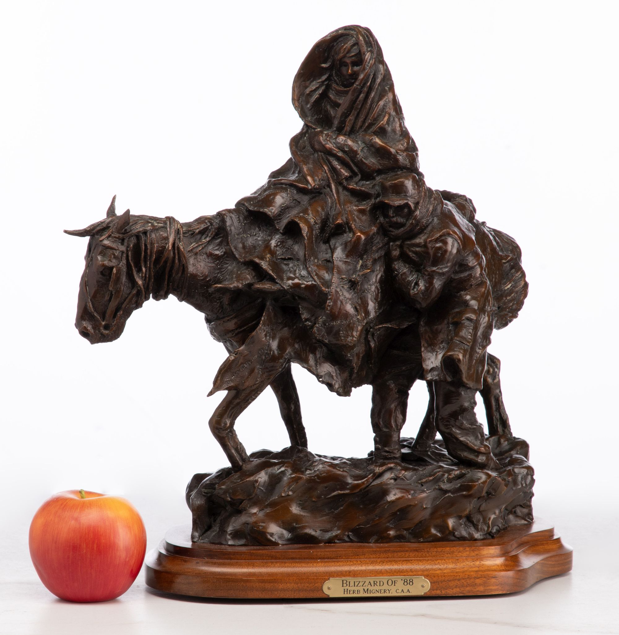 HERB MIGNERY (BORN 1937) BRONZE SCULPTURE