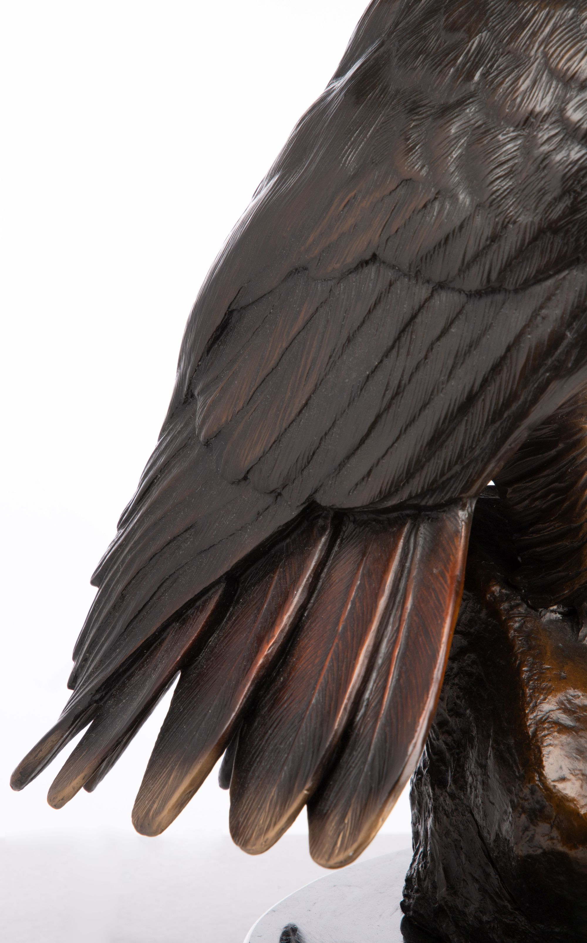 CLIFF HOLLESTELLE (BORN 1940) BRONZE FIGURE OF AN EAGLE