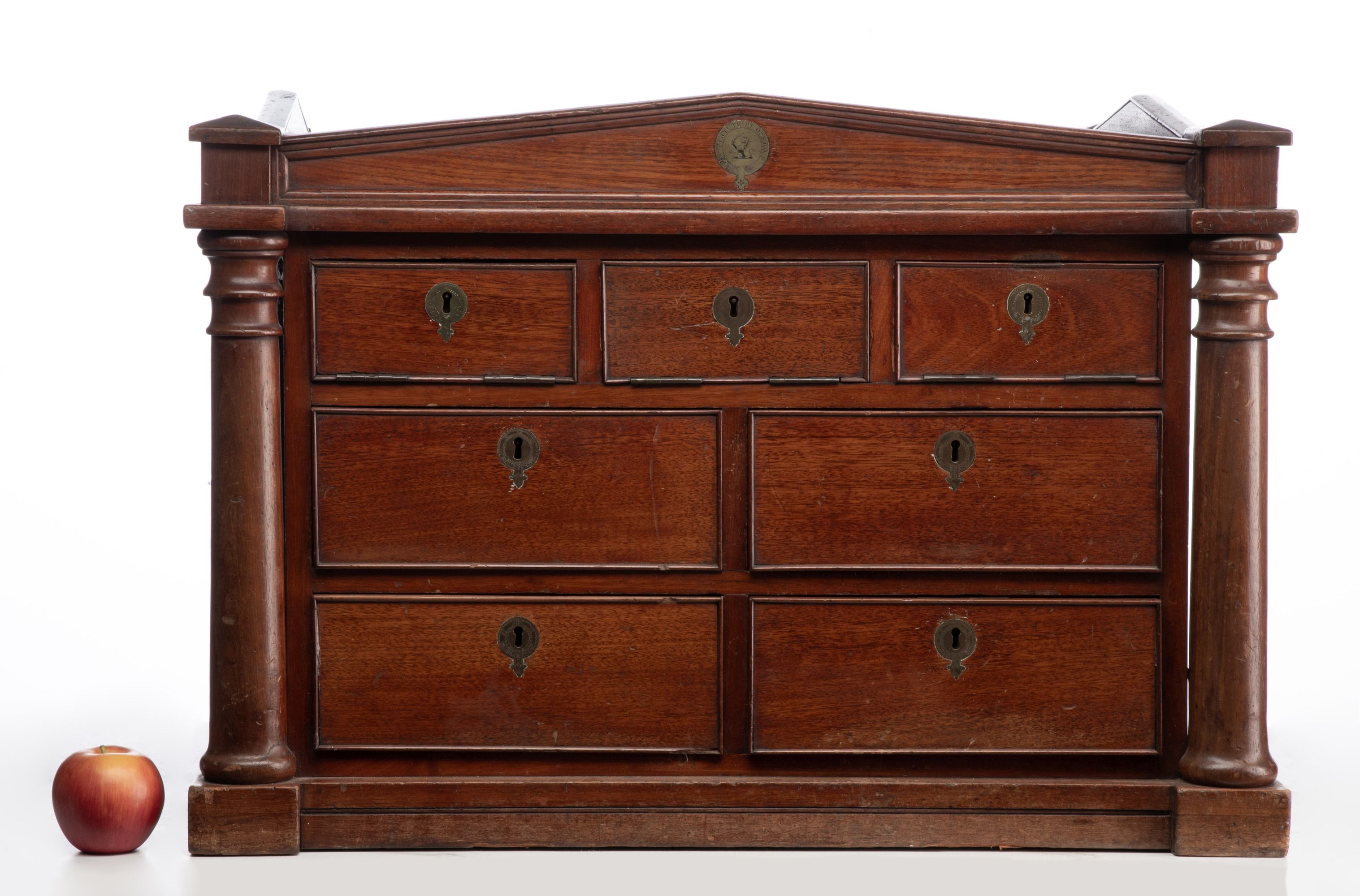 A FINE RARE 1859 FETTERESSO CASTLE SCOTTISH COIN CHEST