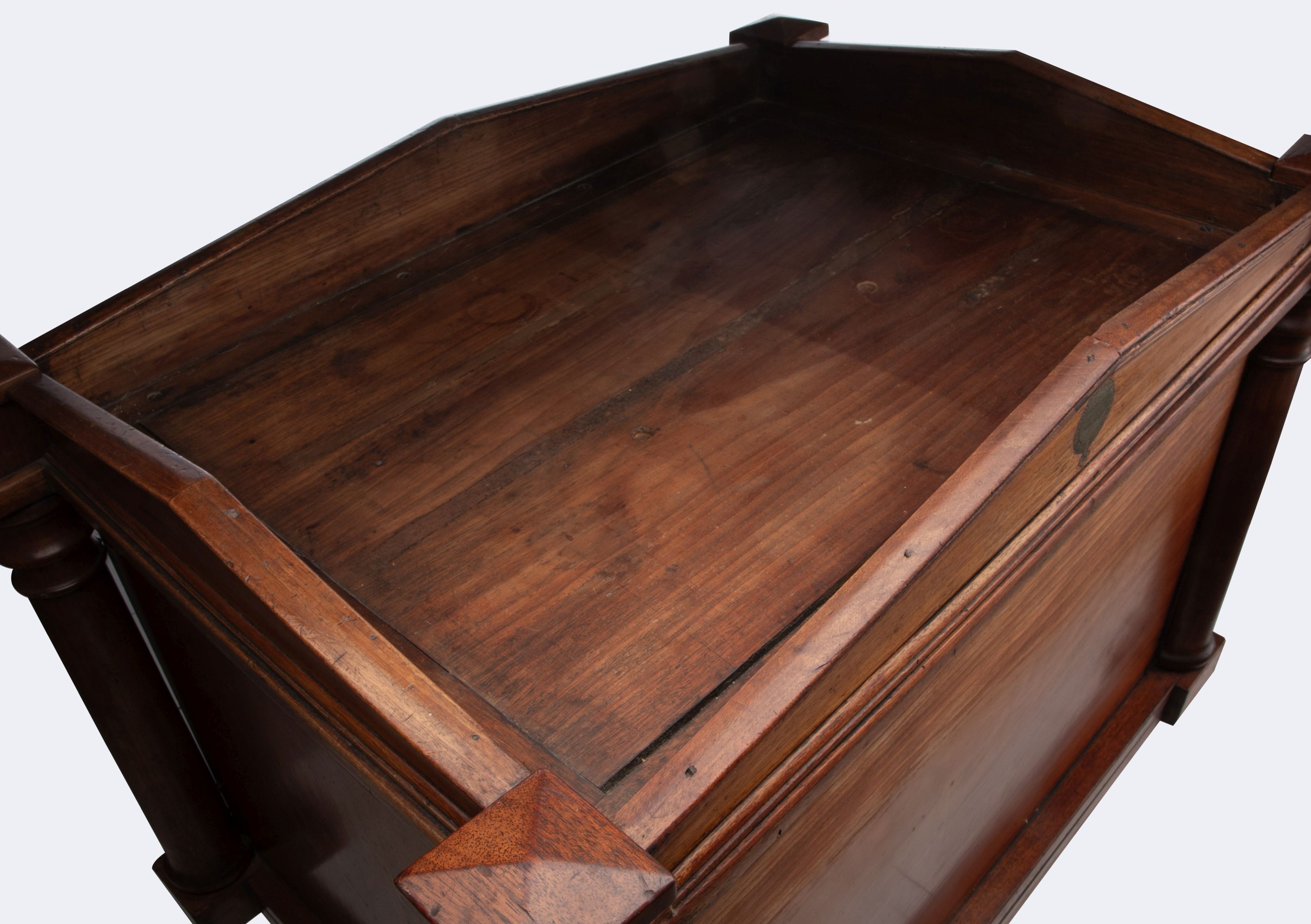A FINE RARE 1859 FETTERESSO CASTLE SCOTTISH COIN CHEST