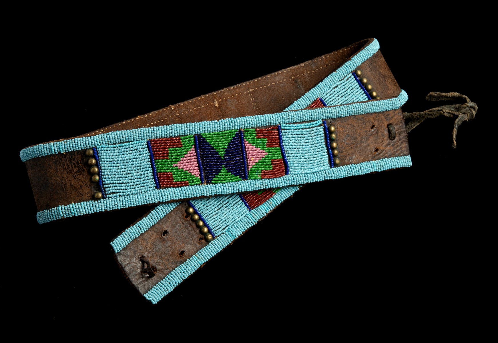 A PLATEAU WOMAN'S BEADED LEATHER BELT 1890-1900