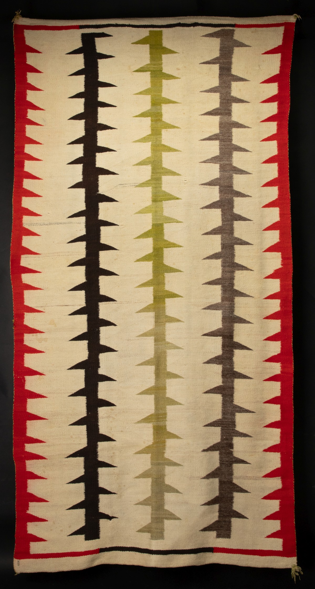 A LARGE, INTERESTING AND UNUSUAL NAVAJO WEAVING C. 1900