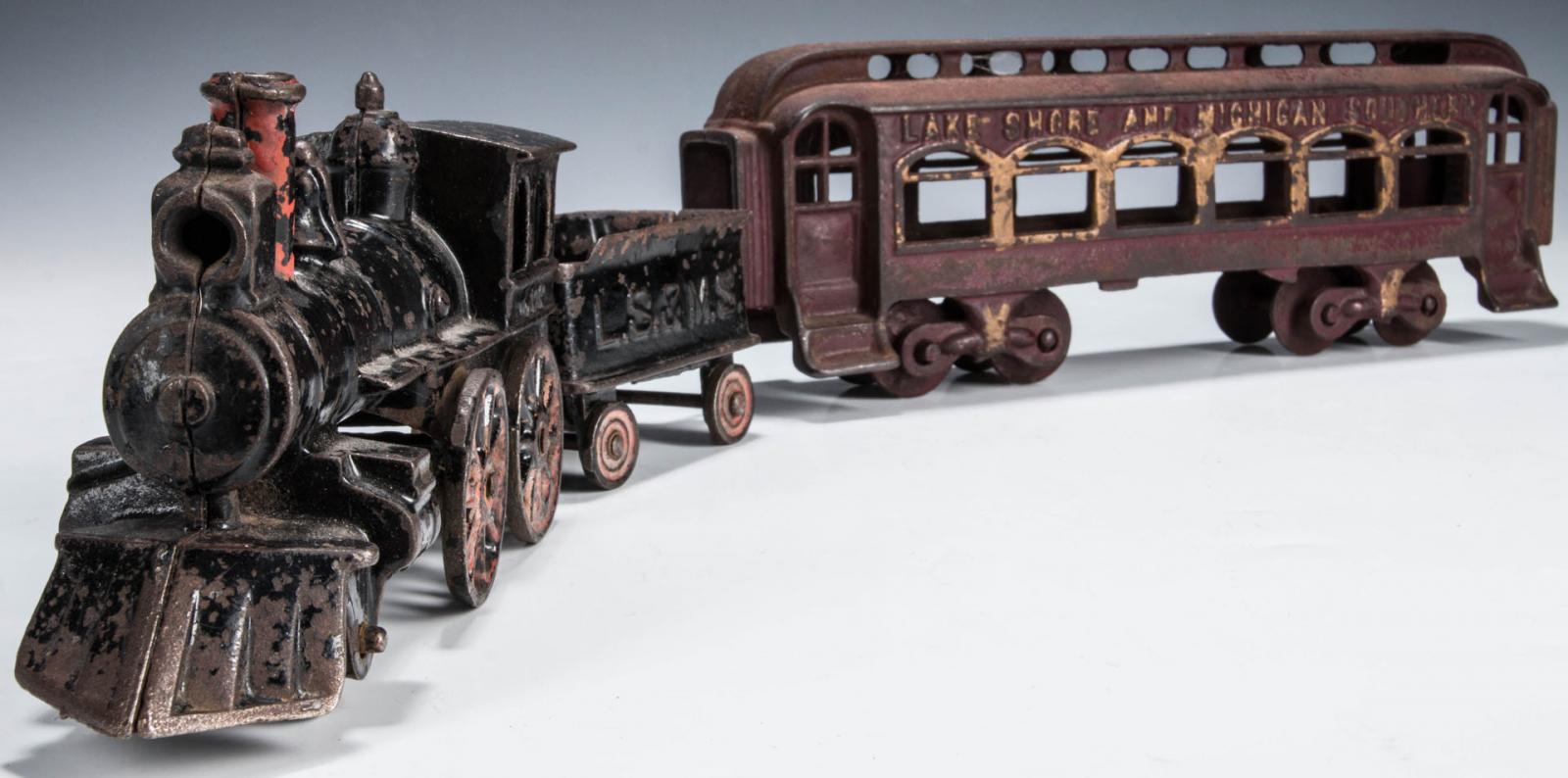 KENTON TOY CAST IRON FLOOR TRAIN CIRCA 1900 