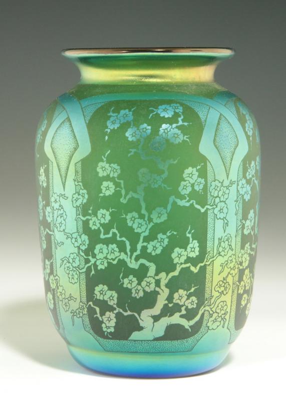 A DAN SHURA ORIENT & FLUME GREEN IRISCENE VASE