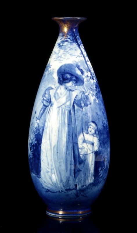 A ROYAL DOULTON BLUE CHILDREN /BABES IN WOODS VASE