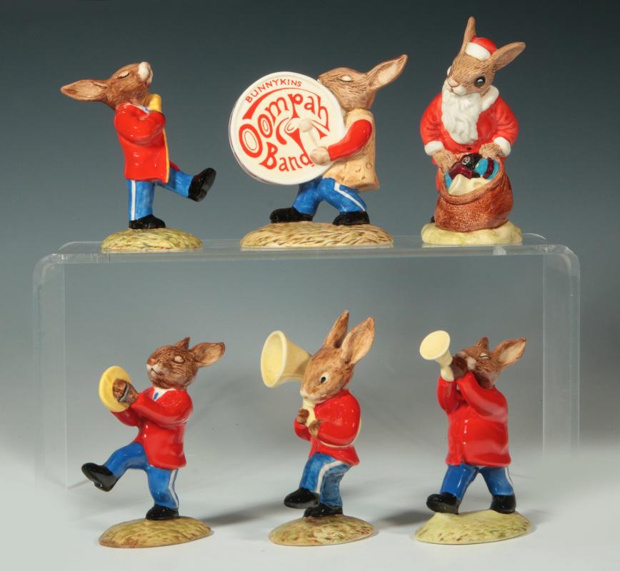 ROYAL DOULTON BUNNYKINS OOMPAH BAND WITH SANTA