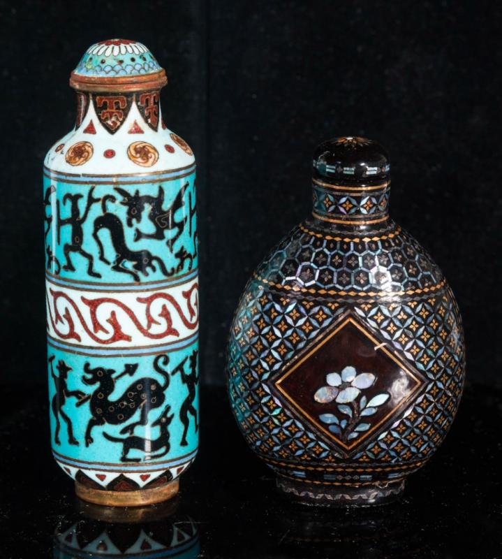 ANTIQUE CLOISONNÉ AND LAC BURGAUTE BOTTLES