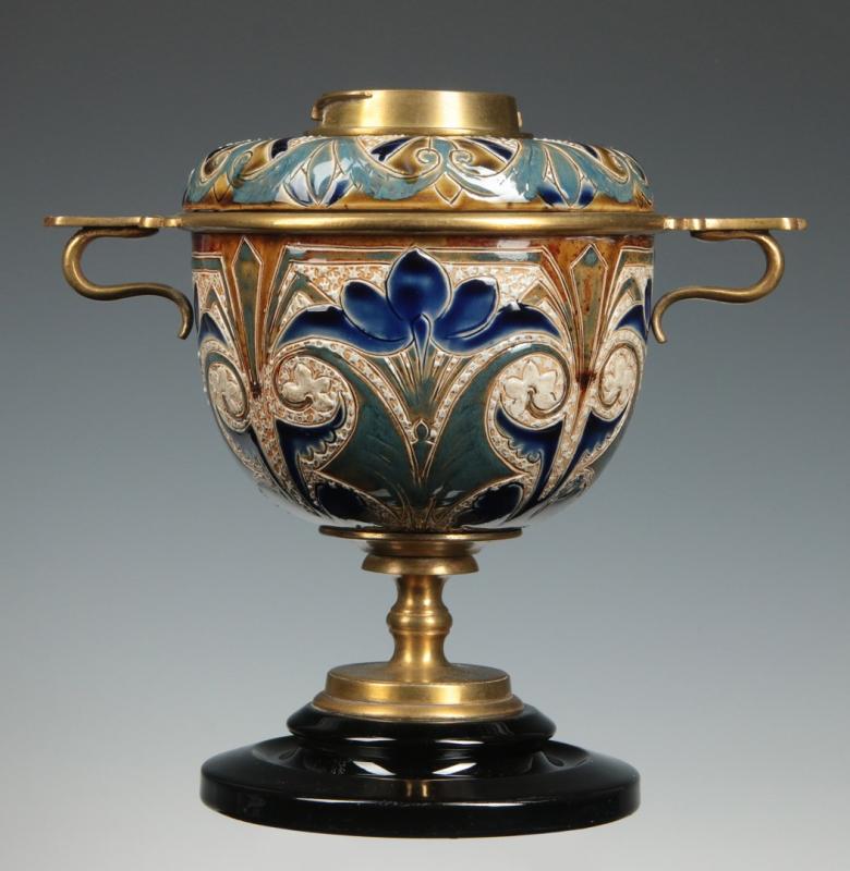 AN 1883 DOULTON LAMBETH LAMP BASE AND FONT