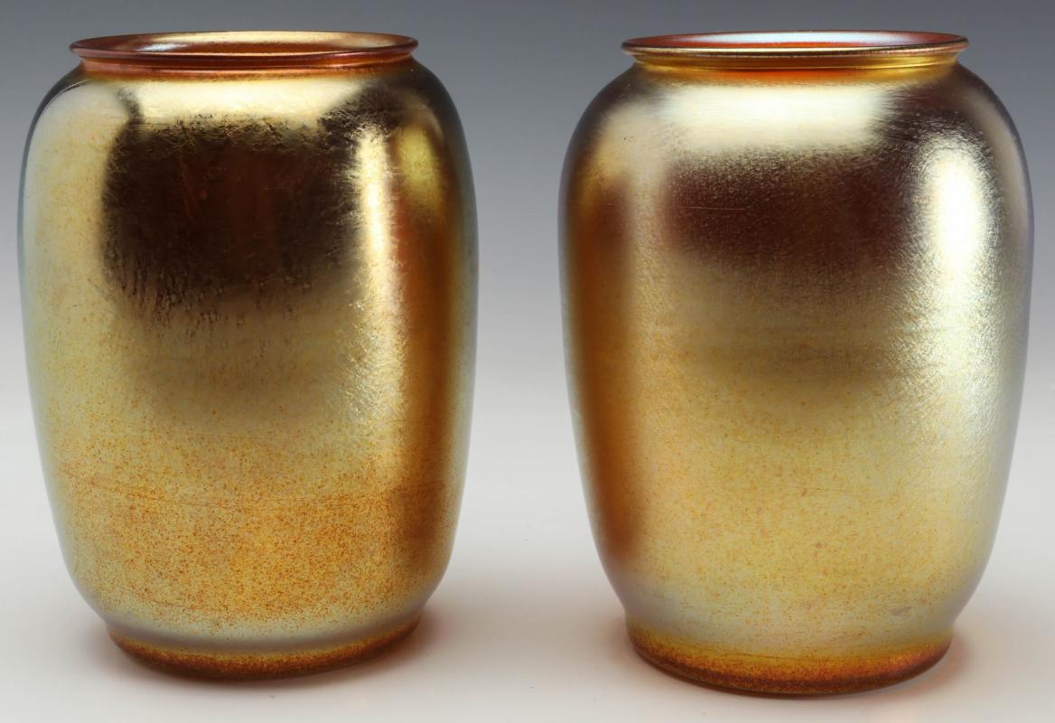 A PAIR DURAND GOLD IRIDESCENT VASES