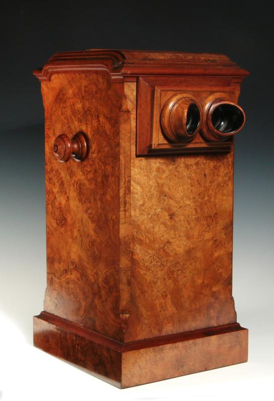 A DISTINCTIVE 19C MOORSE-TYPE CABINET STEREOSCOPE