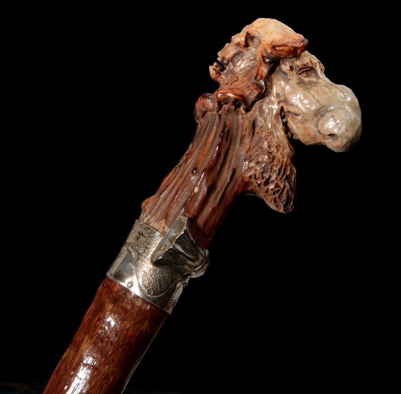 UNUSUAL 19C FIGURAL CARVED FOLK ART WALKING STICK