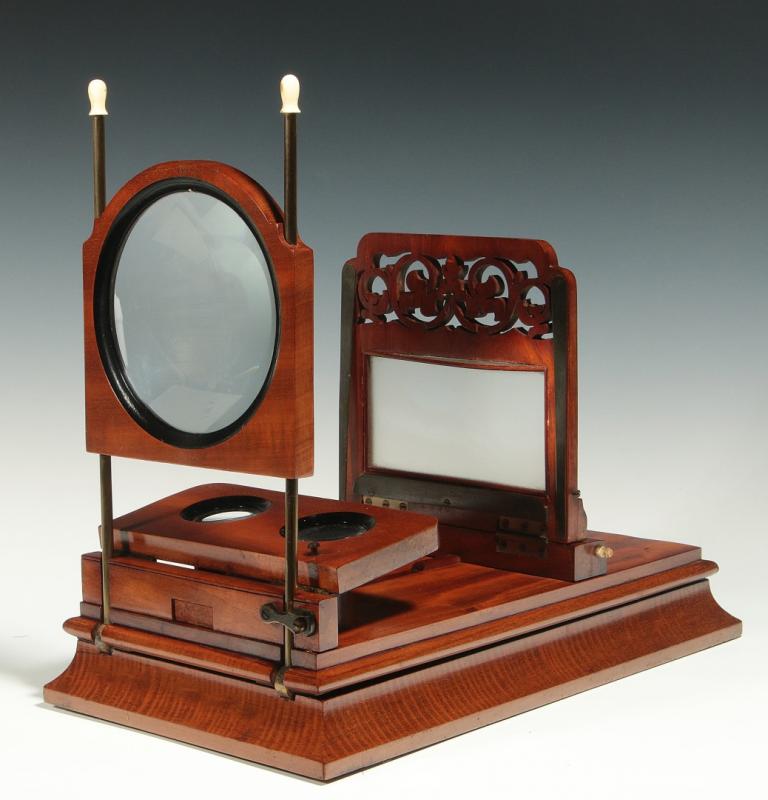 A 19TH CENTURY FOLDING STEREO GRAPHOSCOPE