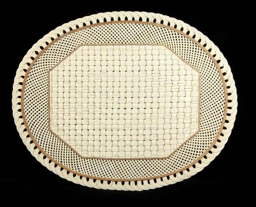 A 1920s IRISH BELLEEK FOUR STRAND HEXAGONAL TRAY