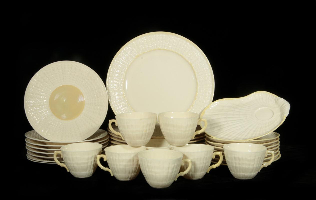 IRISH BELLEEK 'TRIDACNA' PATTERN PORCELAIN