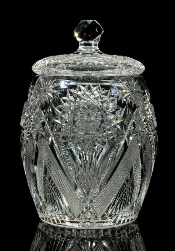 AN AMERICAN BRILLIANT PERIOD CUT GLASS COOKIE JAR